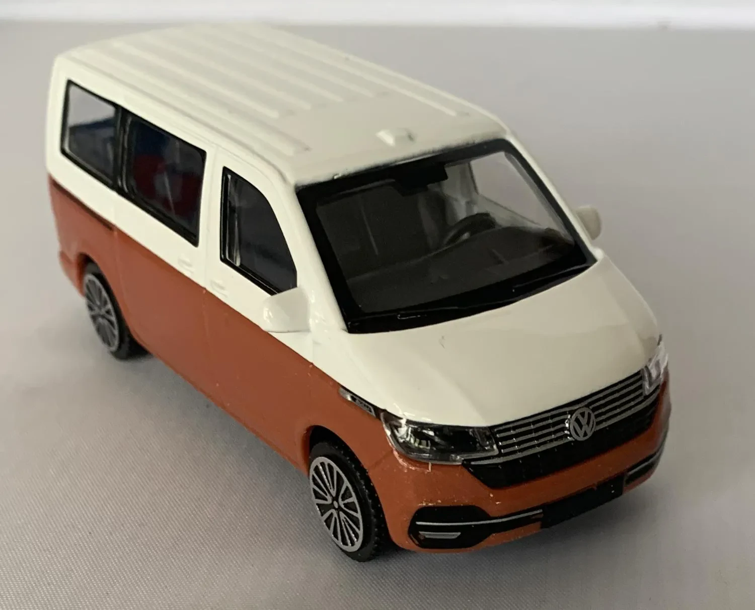 Spark VW T6 diecast model