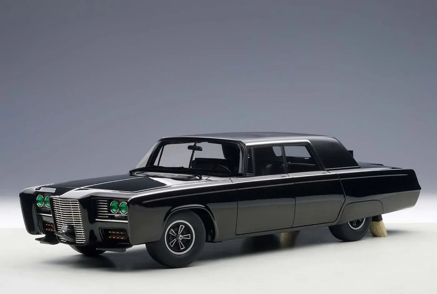 img/3009_autoart-71546-a-deep-dive-into-this-collectible-diecast.webp