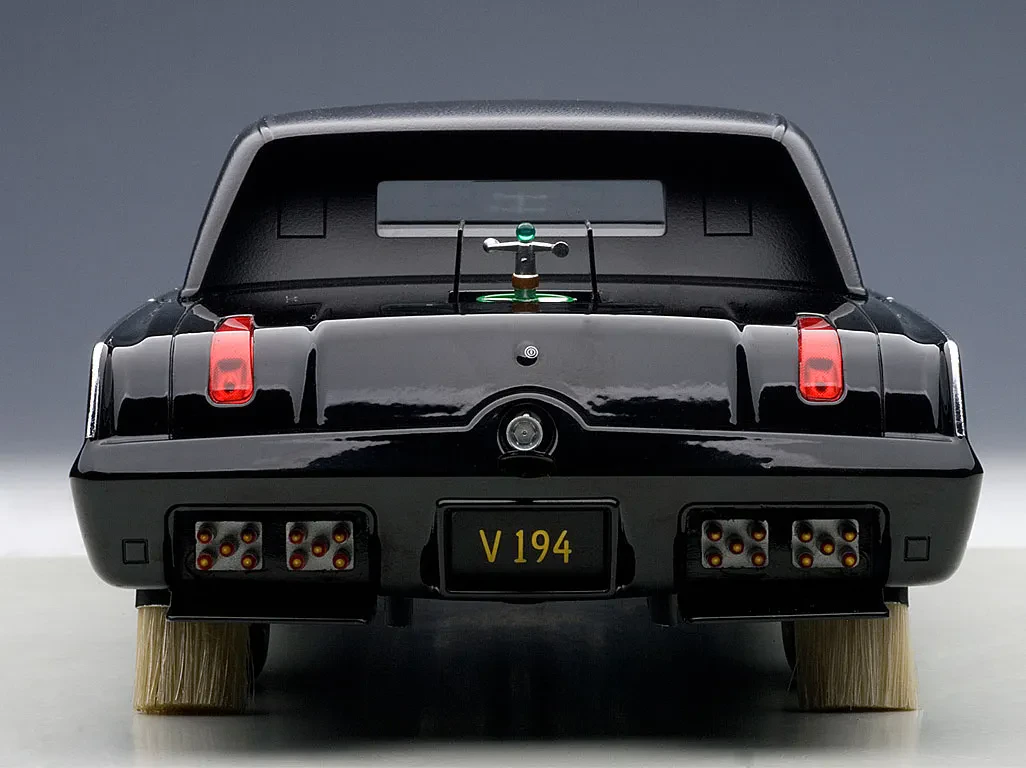 AutoArt 71546 diecast overall shot