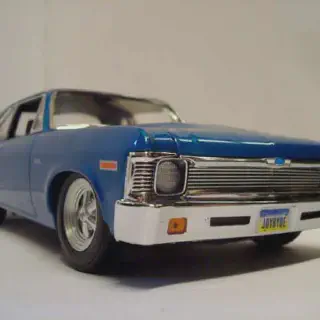img/3013_sweet-rides-all-about-diecast-72-novas.webp