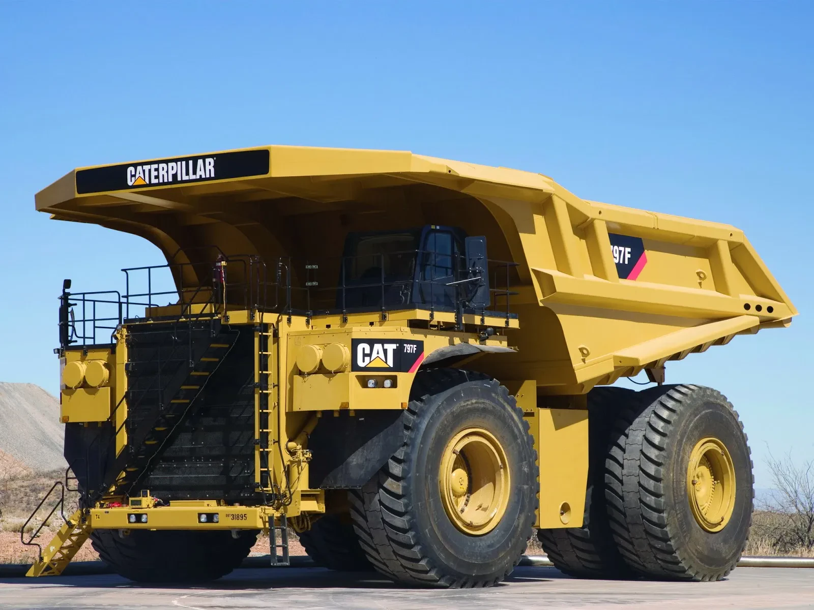 Caterpillar 797 Mining Truck