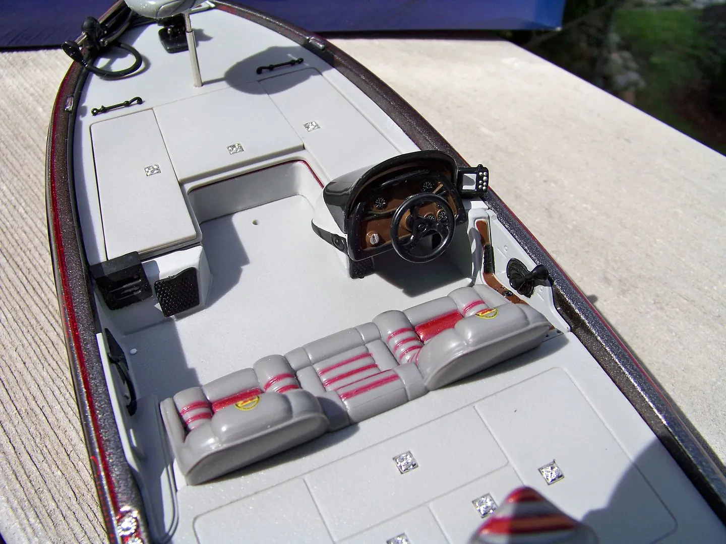 img/3038_castaway-diecast-boats-a-collectors-delight.webp