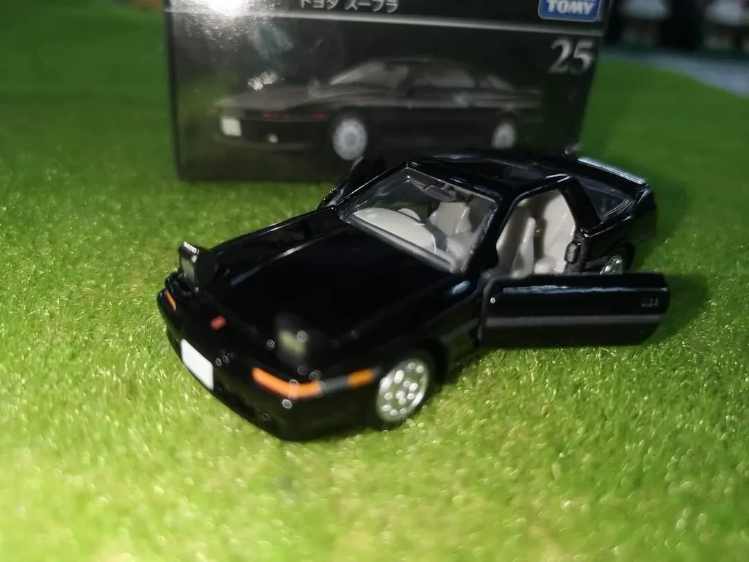 Tomica Toyota Supra diecast