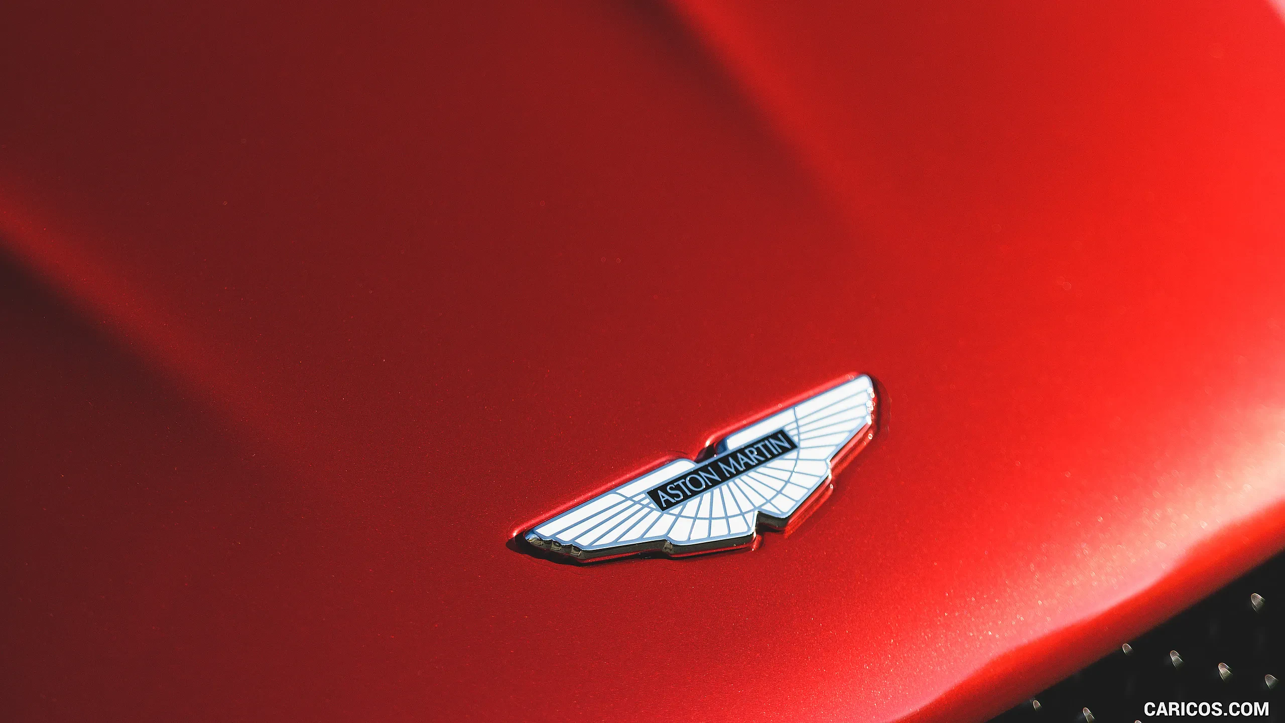 Aston Martin DBS 118 diecast red