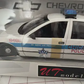 img/3103_118-diecast-police-cars-a-collectors-dream.webp