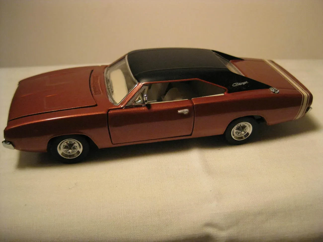 Letty’s 1968 Dodge Charger diecast