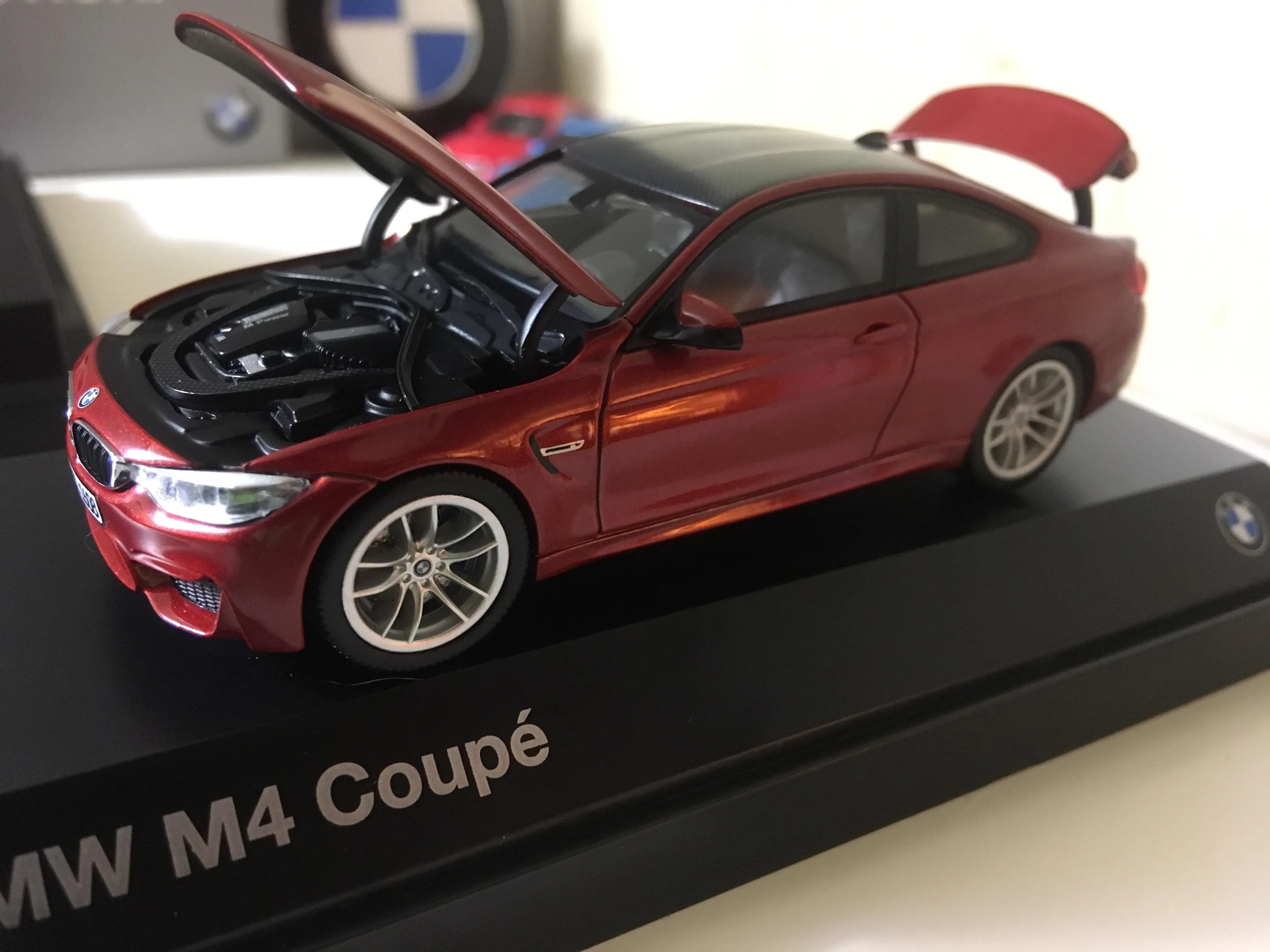 BMW M4 Diecast 118 Scale