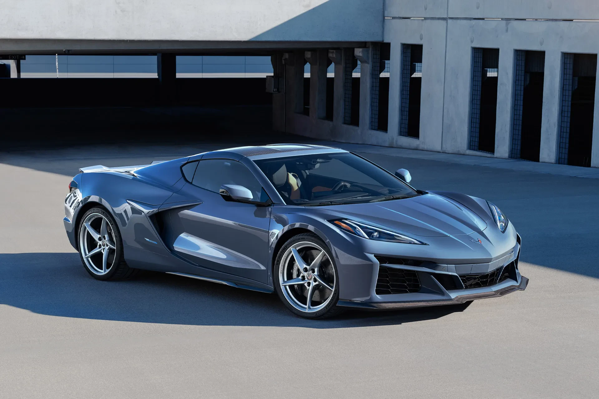 1:24 scale 2024 Corvette diecast comparison