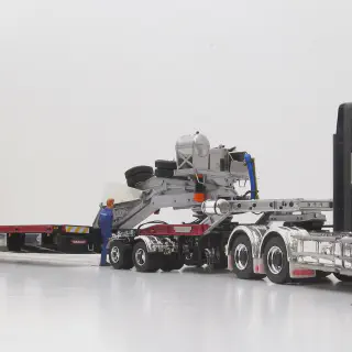 img/3194_irish-eyes-are-smiling-on-diecast-trucks.webp