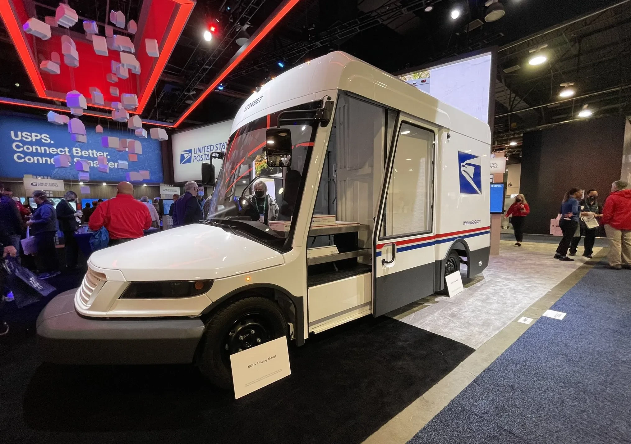 USPS Next Generation Delivery Vehicle diecast