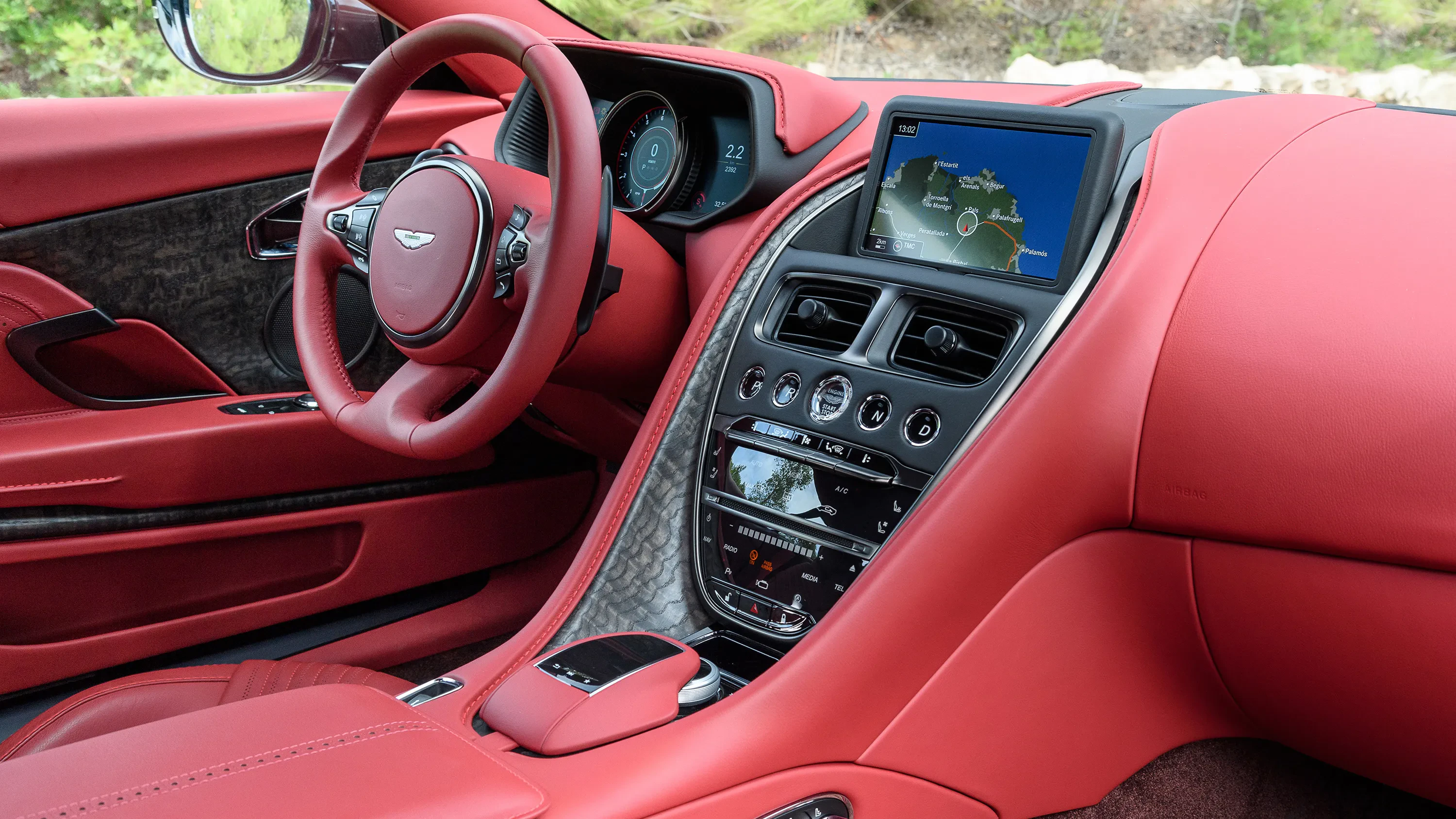 Aston Martin DB11 diecast interior detail