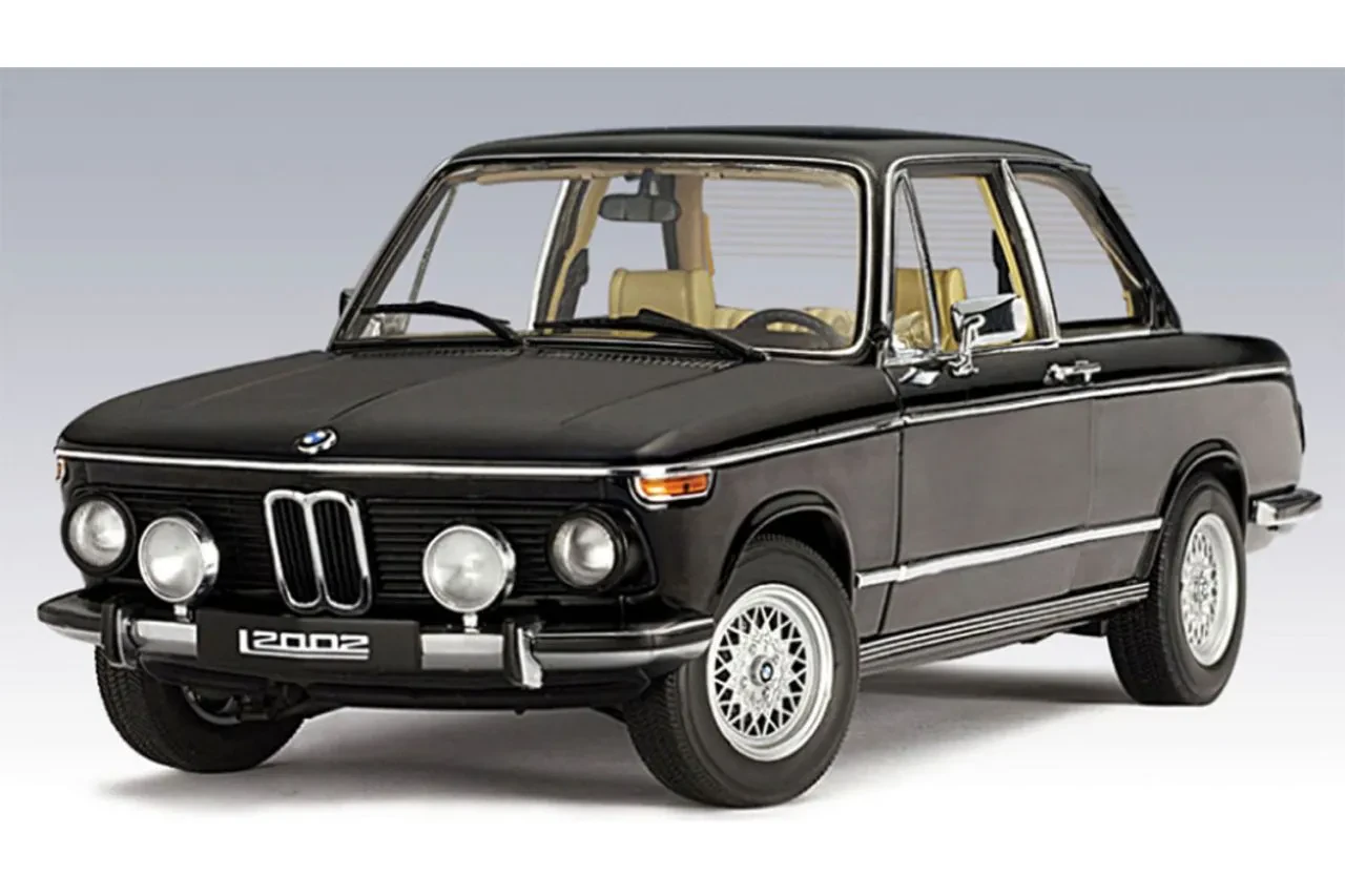 Autoart BMW 740i diecast model