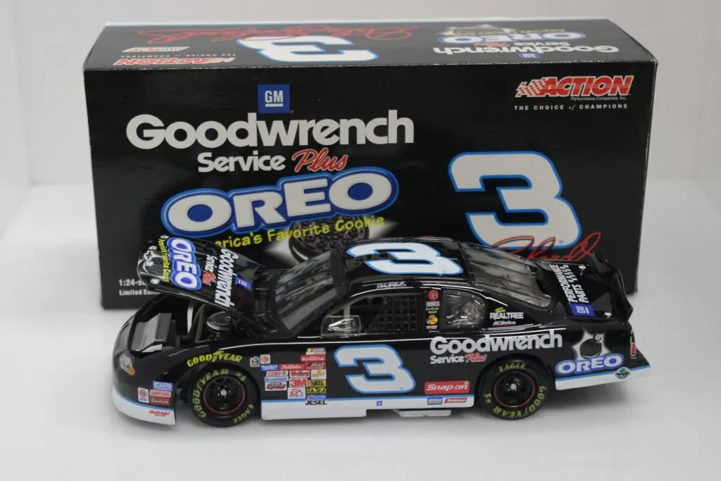 Dale Earnhardt 2001 diecast