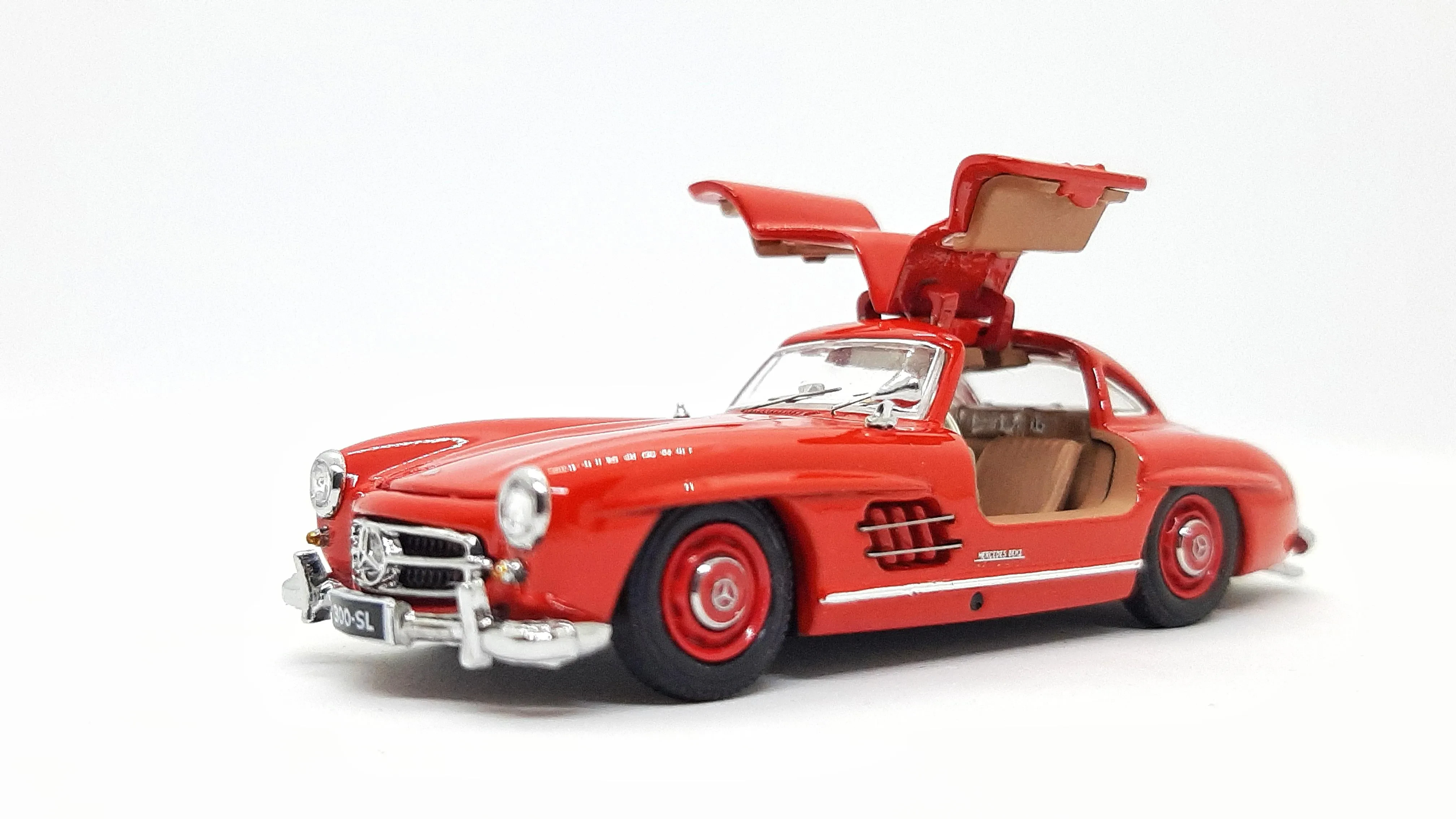 Mercedes 300SL diecast