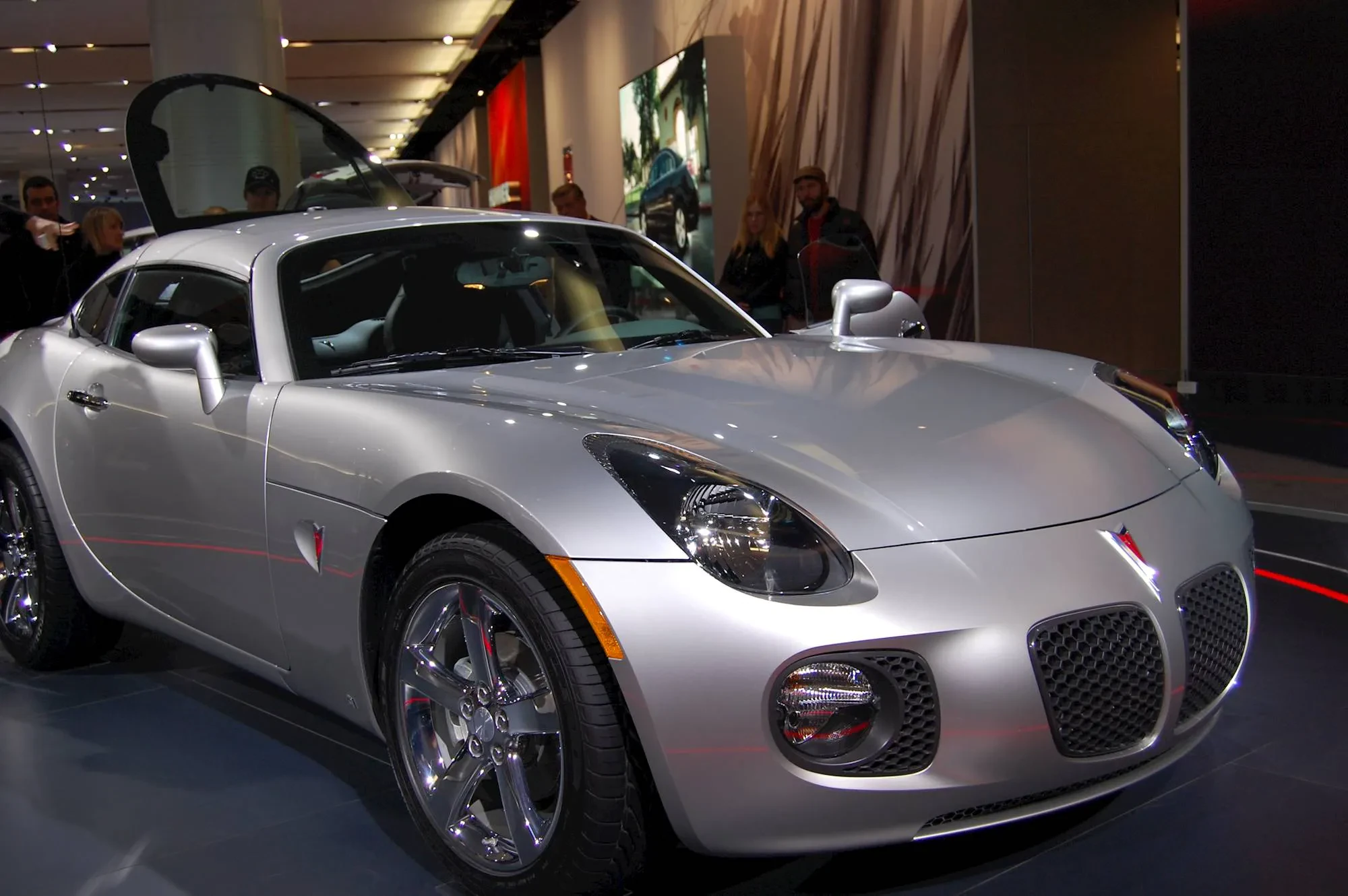 img/3338_pontiac-solstice-diecast-models-a-collectors-dream.webp