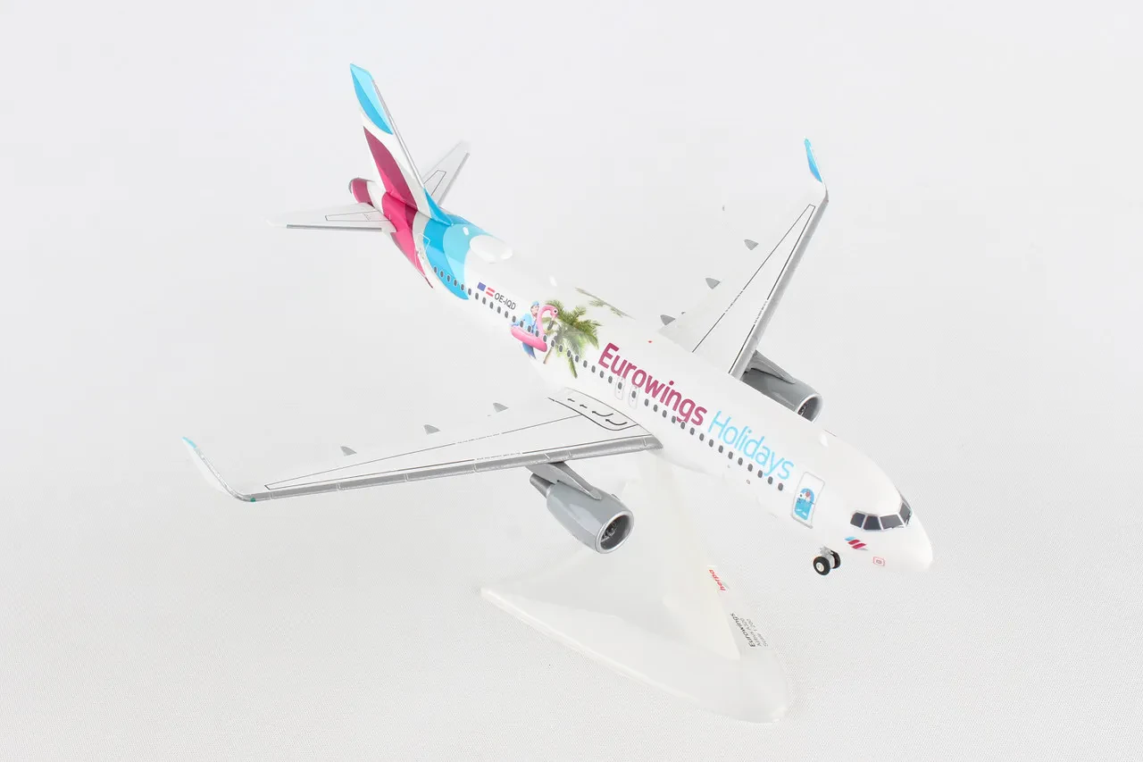 Herpa Wings diecast airplane