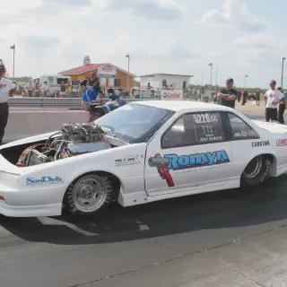 img/3371_drag-car-diecast-models-a-collectors-dream.webp