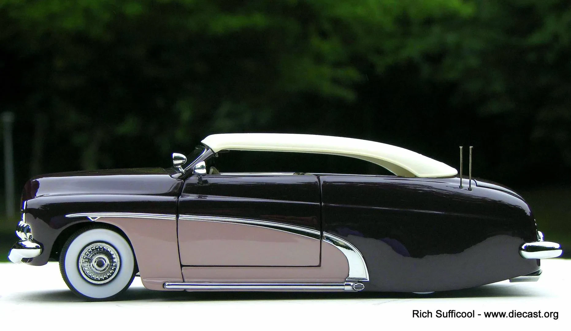 Carson Diecast Classic Car