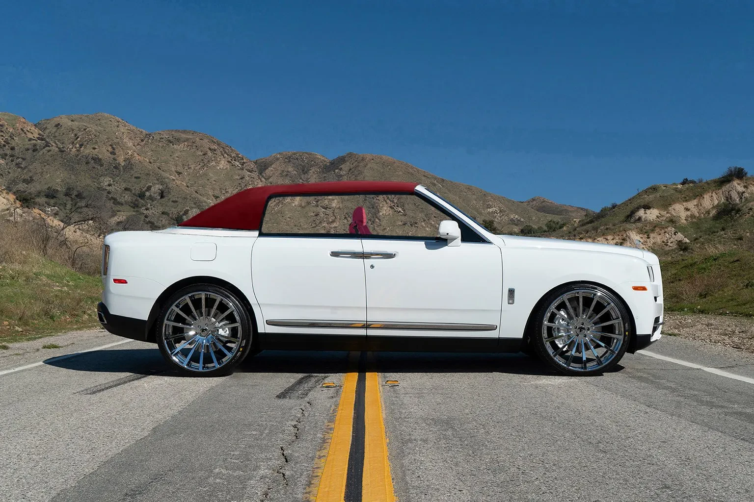 Rolls Royce Cullinan Diecast 164