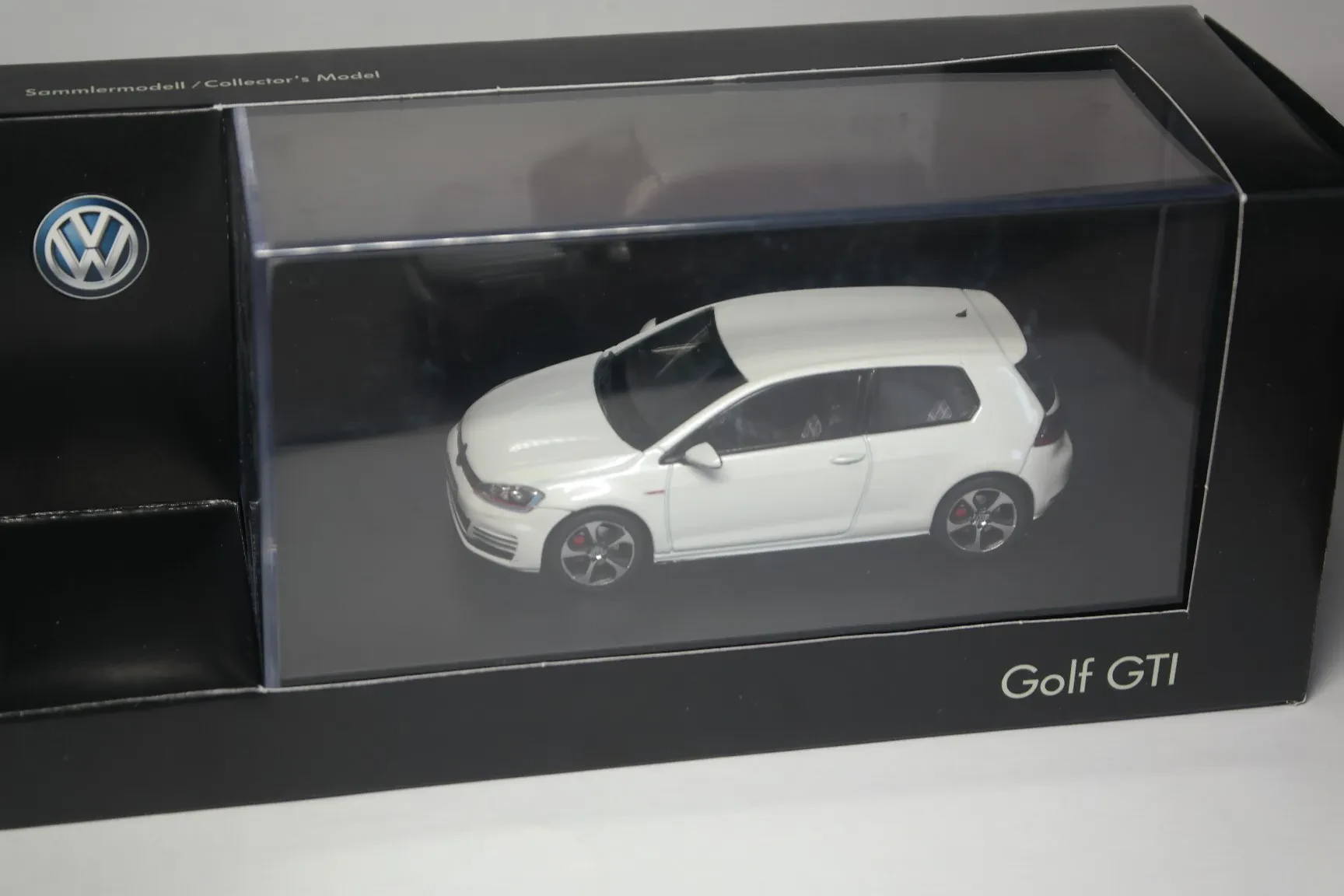 img/3409_volkswagen-golf-gti-diecast-models-a-collectors-dream.webp