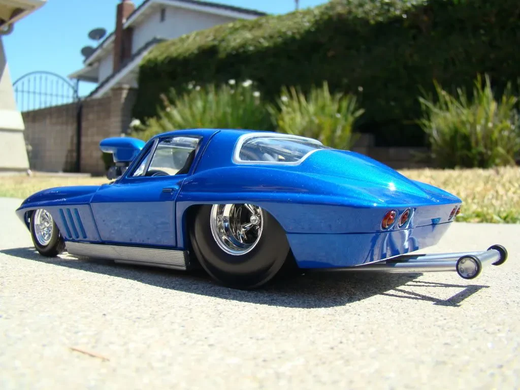 img/3445_used-118-diecast-cars-a-beginners-guide-to-score-a-deal.webp