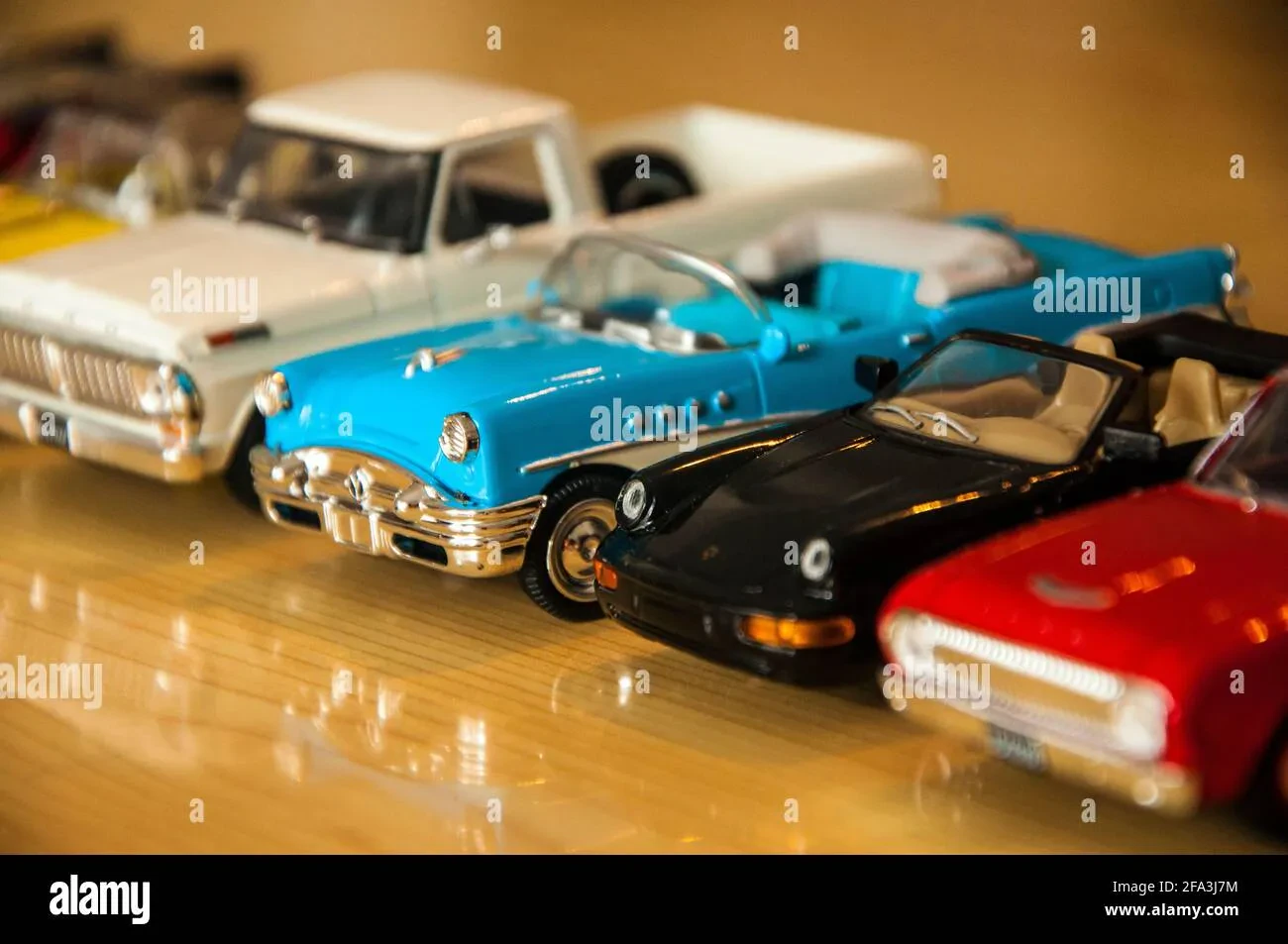 img/3460_digging-deep-into-the-cool-world-of-diecast-cars.webp