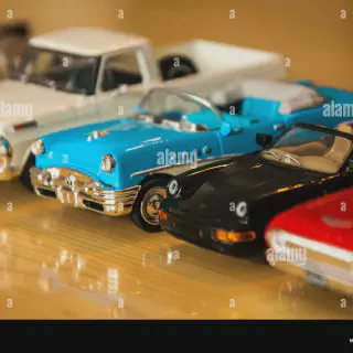 img/3460_digging-deep-into-the-cool-world-of-diecast-cars.webp