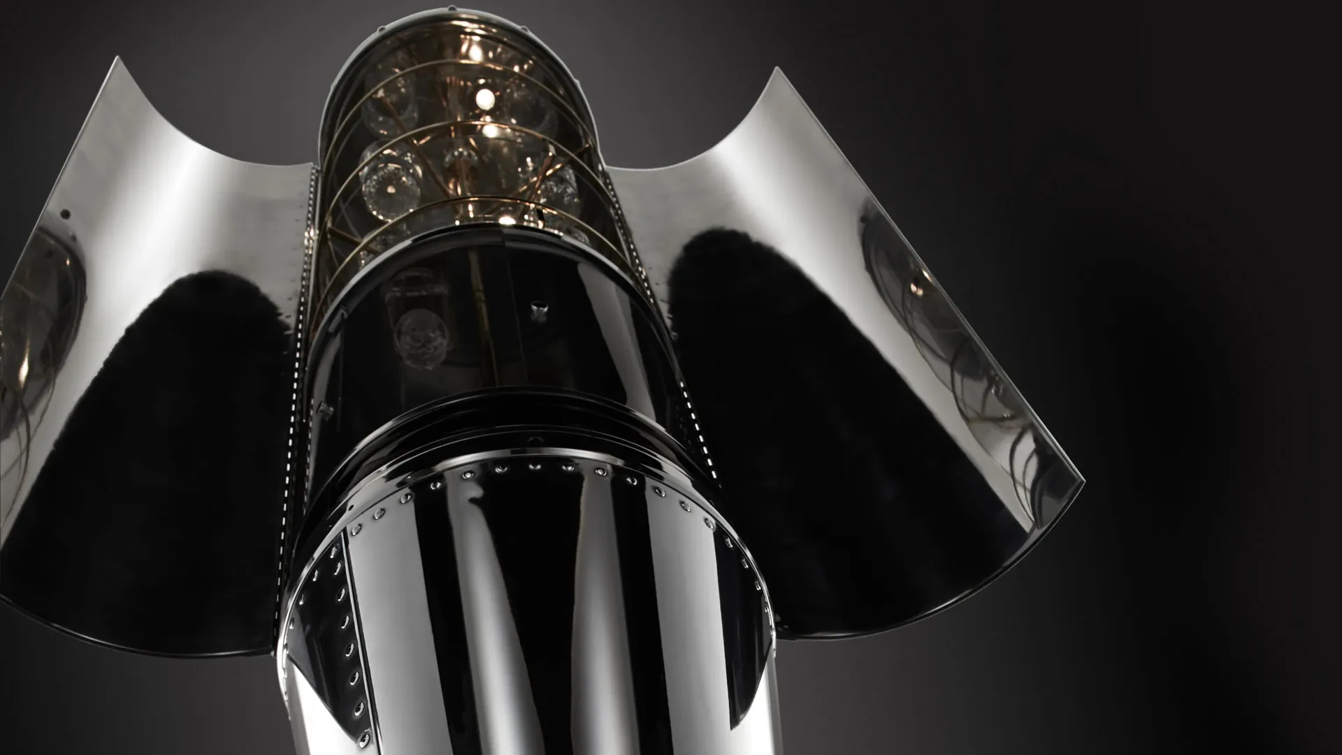 img/3488_diecast-airplane-furniture-you-gotta-see-this.webp