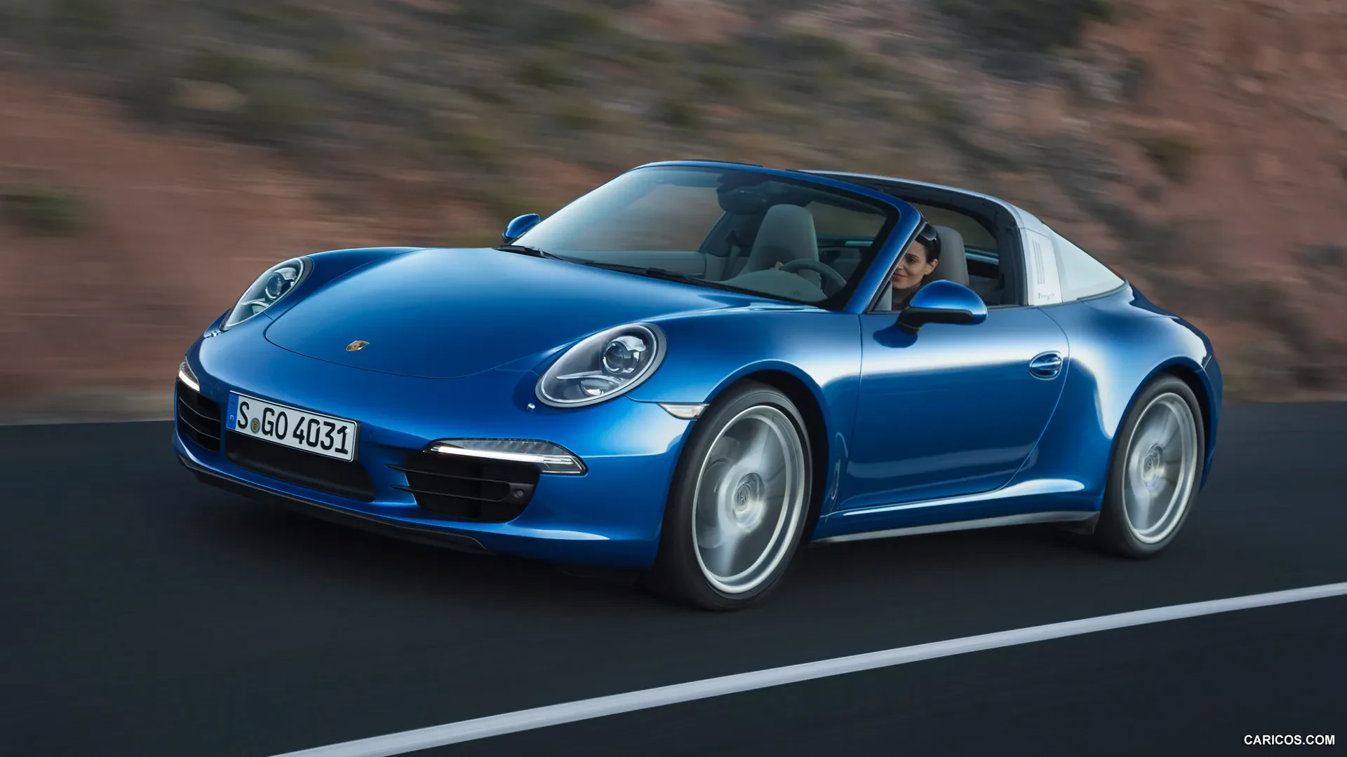 img/3493_digging-into-the-delightful-world-of-porsche-targa-diecast-models.webp