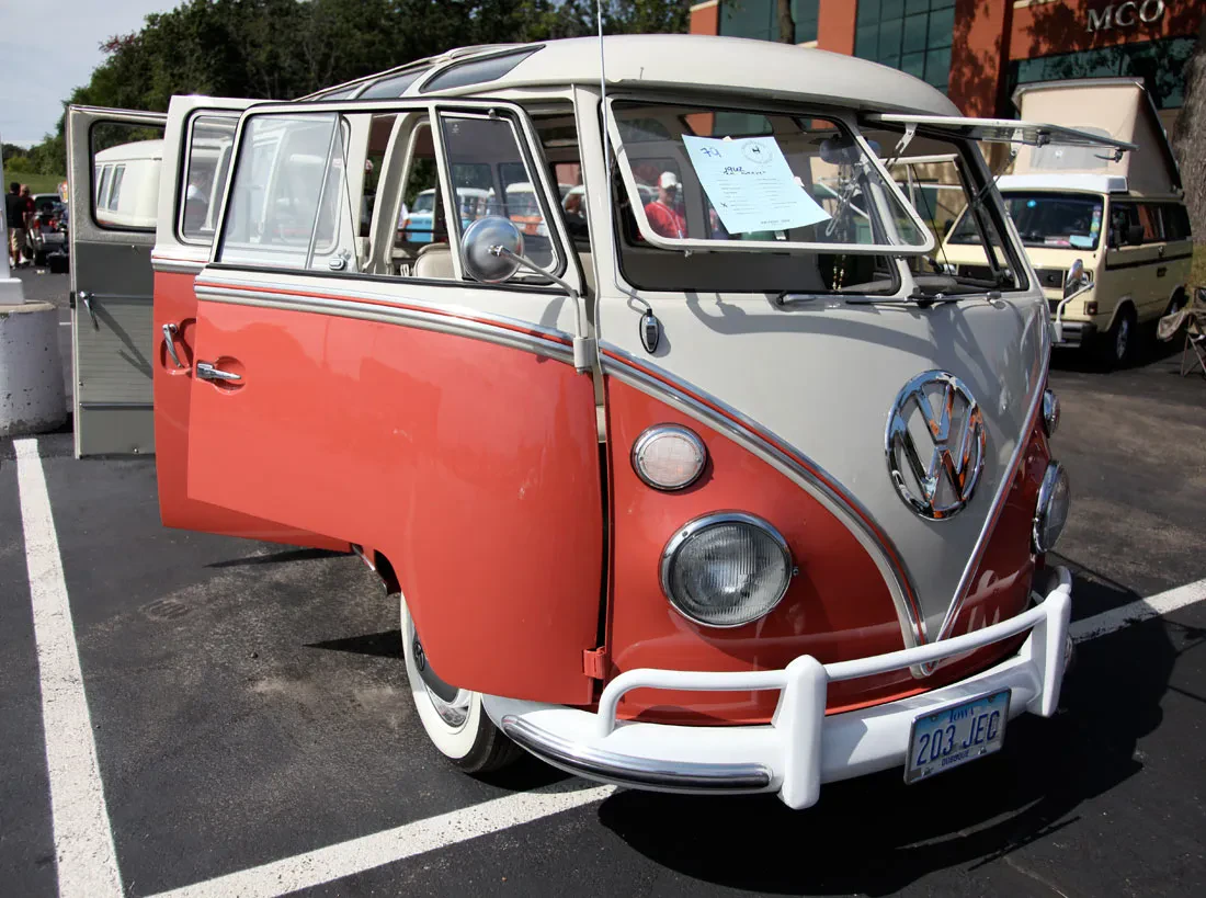 Volkswagen T1 Diecast Split Window