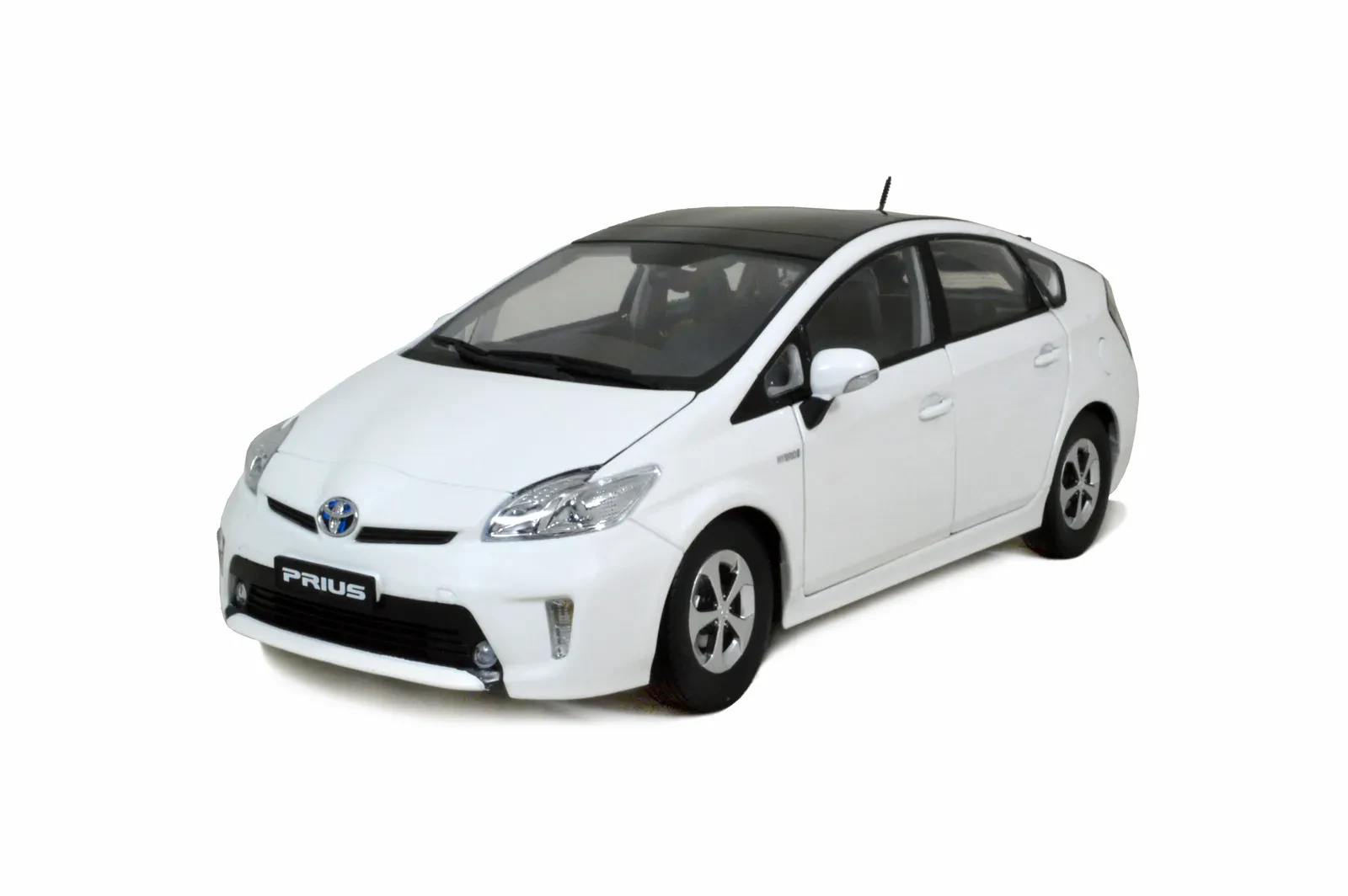 img/3590_collecting-tiny-prius-cars-lets-dive-into-the-world-of-diecast-toyota-prius-models.webp