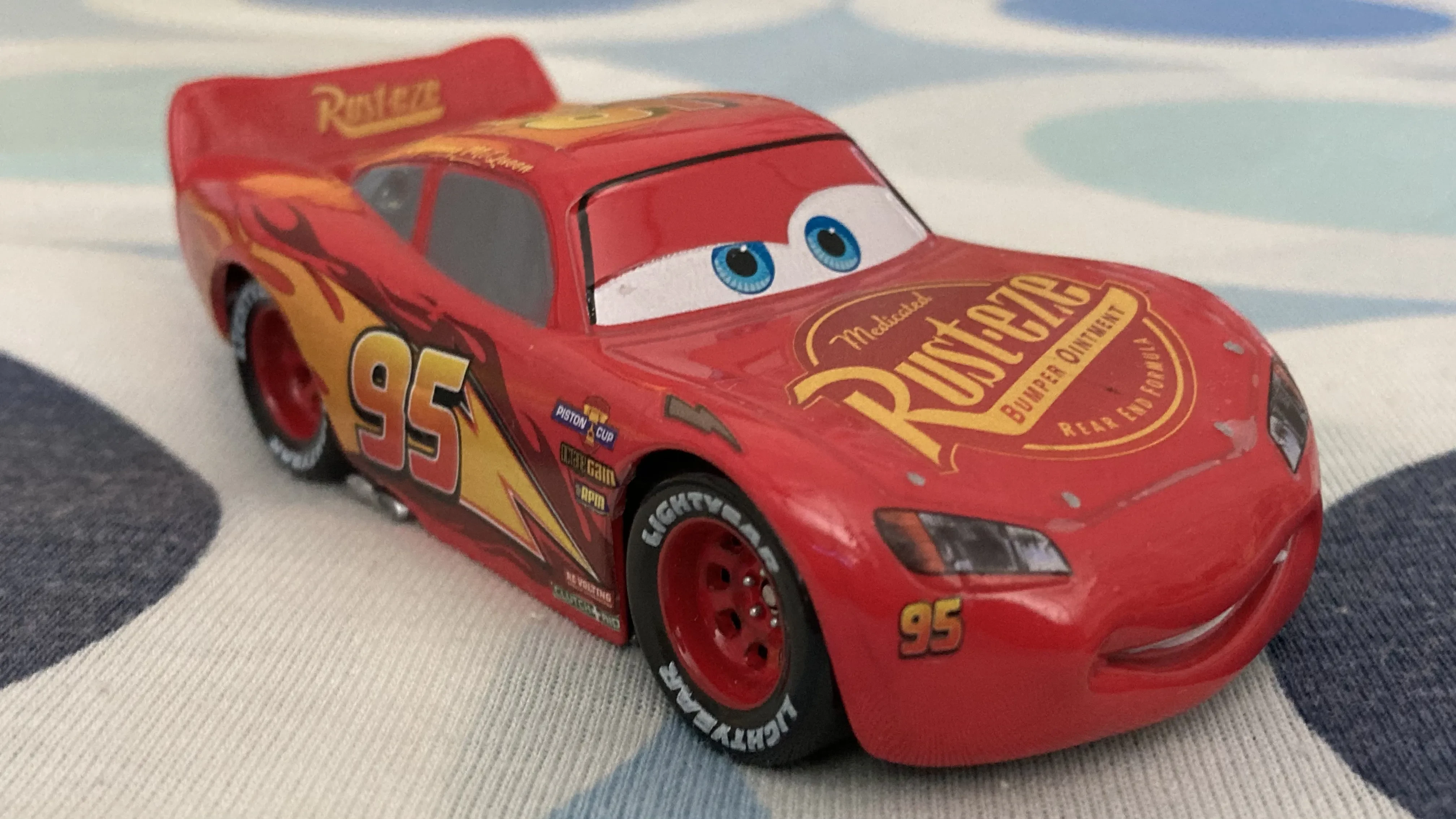 img/3596_lets-talk-about-those-awesome-cars-3-disney-store-diecast-cars.webp