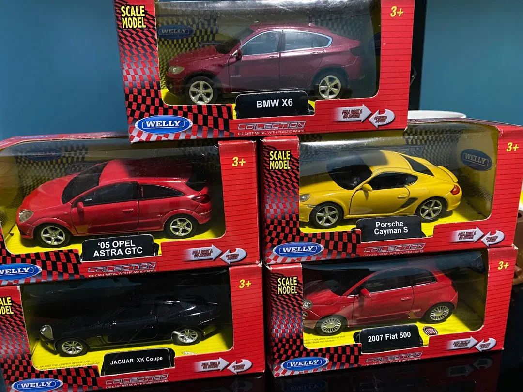 Collection of Welly diecast cars