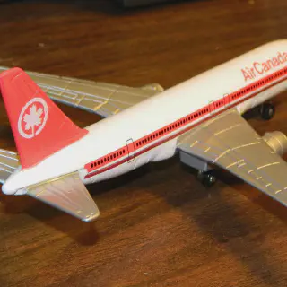 img/3546_indonesian-diecast-airplanes-a-collectors-delight.webp