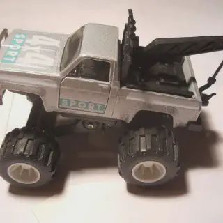 img/3248_monster-truck-diecast-toys-a-big-guide-for-little-and-big-fans.webp