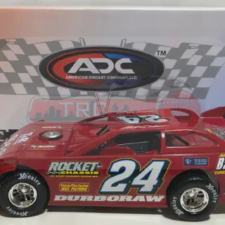 img/3000_adc-dirt-late-model-diecast-cars-a-collectors-dream.webp