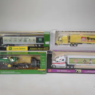 img/3563_big-rigs-in-miniature-lets-talk-large-scale-diecast-semi-trucks.webp