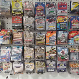 img/3547_cruising-through-time-finding-diecast-cars-in-st-augustine.webp